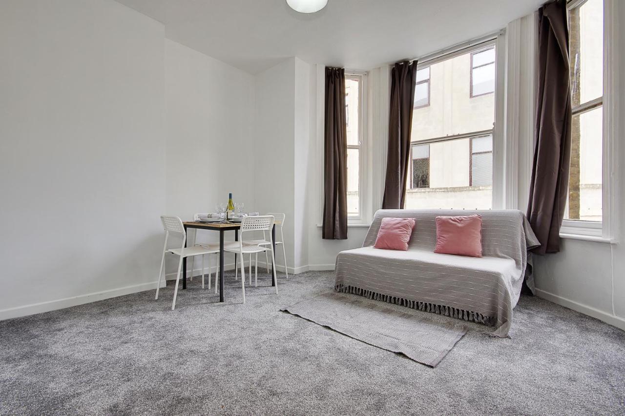 Sea La Vie Apartment Борнмут Экстерьер фото
